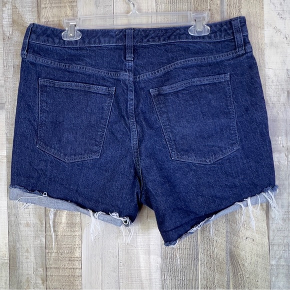 Universal Threads Goods Co. Vintage MIDI Size 14/32 R 5 Pocket Raw Hem Shorts - Picture 2 of 9